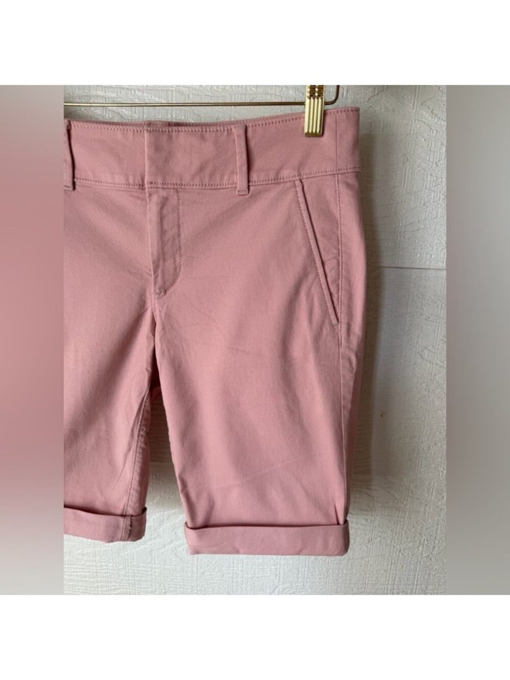Pink Bermuda Shorts Size 2 10” Inseam Cuffed - Picture 3 of 9